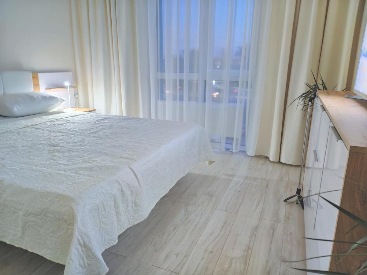 "Well-Being" Popular Among Business Person Appartement Lviv Buitenkant foto