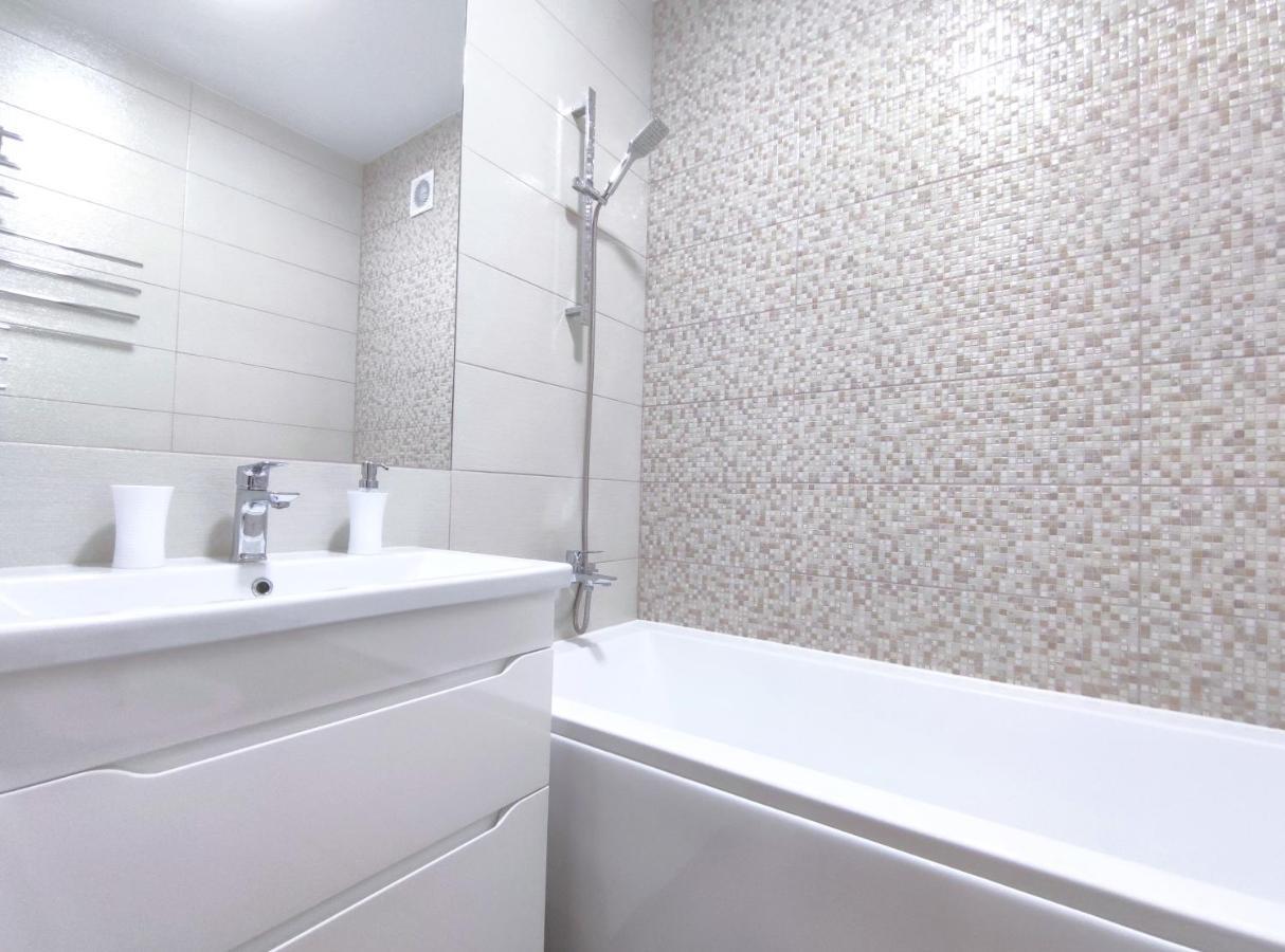 "Well-Being" Popular Among Business Person Appartement Lviv Buitenkant foto
